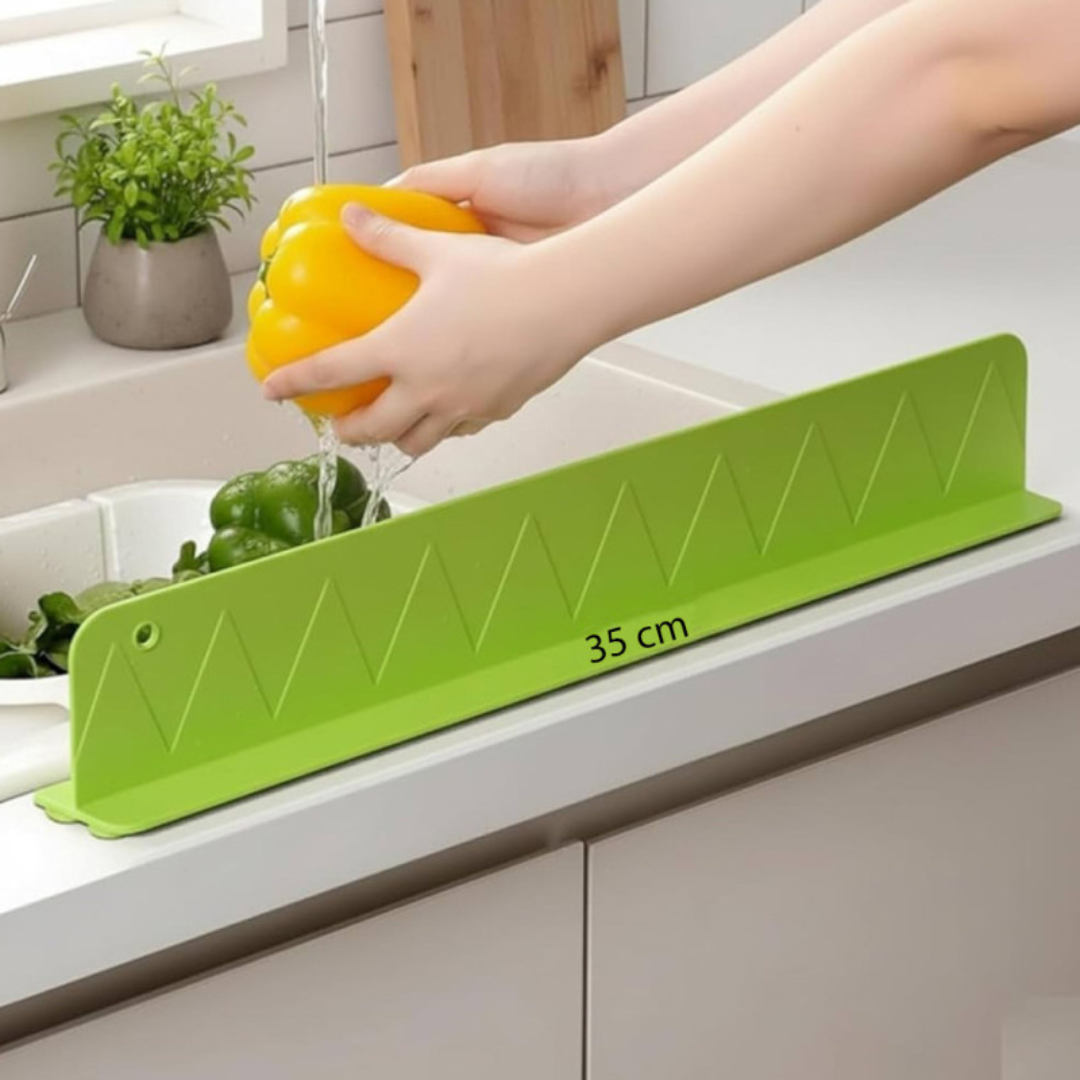 Silicone sink splash guard with suction cups for preventing water splashes, designed by Avira Official Store.